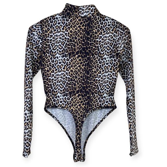 Boohoo Women’s 2 Leopard High Neck Bodysuit - Picture 2 of 6